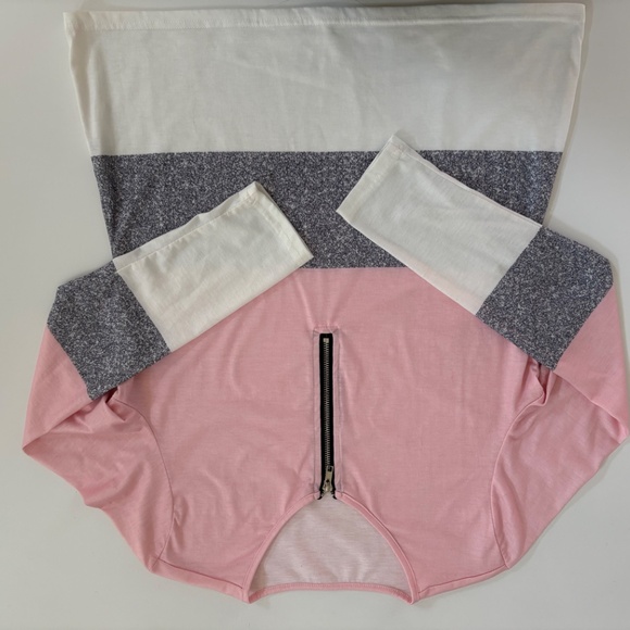 Top - Picture 2 of 2